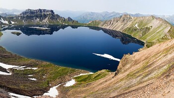 На Камчатке запустили вертолётные экскурсии к вулкану Хангар На Камчатке запустили вертолётные экскурсии к вулкану Хангар