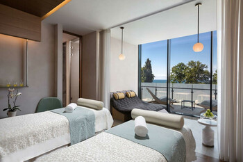 Hyatt Regency в Сочи с 15 апреля станет Grand Karat Sochi