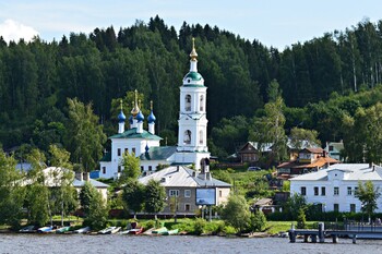 Плёс возглавил список самых живописных малых городов и деревень России Плёс возглавил список самых живописных малых городов и деревень России