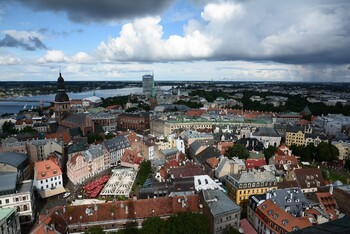 Латвия прекратит повторную выдачу ВНЖ гражданам России и Белоруссии Латвия прекратит повторную выдачу ВНЖ гражданам России и Белоруссии