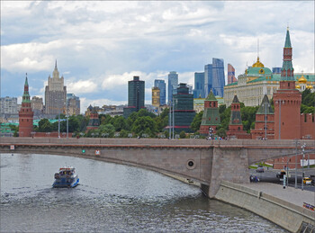 МИД России проработает возможность безвизового въезда для иностранных туристов МИД России проработает возможность безвизового въезда для иностранных туристов