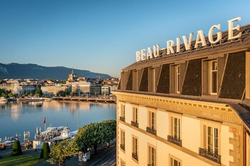 Beau-Rivage Genève приглашает в автопутешествие по Швейцарии на Tesla Beau-Rivage Genève приглашает в автопутешествие по Швейцарии на Tesla