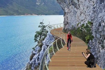 На озере Гарда откроют живописный веломаршрут Garda by Bike