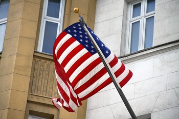 США не планируют сокращать ожидание собеседования для визы в России США не планируют сокращать ожидание собеседования для визы в России