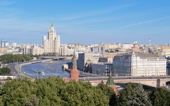 Москва и Петербург стали самыми востребованными городами России у иностранцев Москва и Петербург стали самыми востребованными городами России у иностранцев