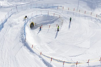 В Ленке открылась крупнейшая в Швейцарии зона funslope В Ленке открылась крупнейшая в Швейцарии зона funslope