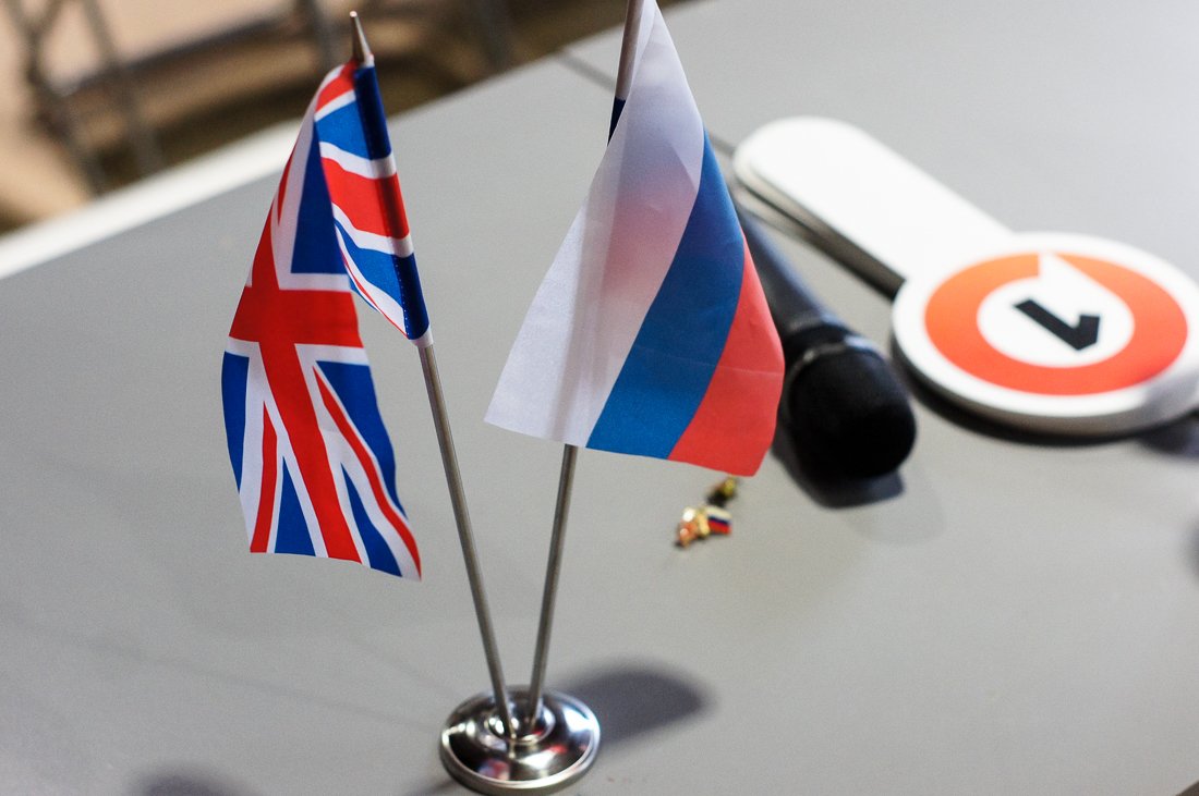 Россия и Великобритания могут упростить визовый режим