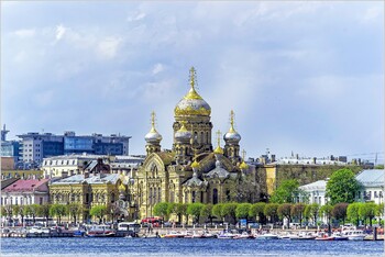 Петербург за полгода принял 1,5 млн иностранных туристов Петербург за полгода принял 1,5 млн иностранных туристов