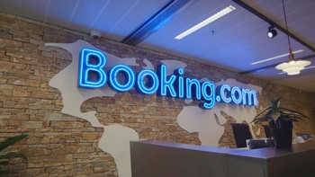 Минкультуры заявило, что Booking.com продолжит работать в России Минкультуры заявило, что Booking.com продолжит работать в России