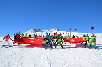 Россияне почти полностью раскупили зимние туры на горнолыжные курорты Турции