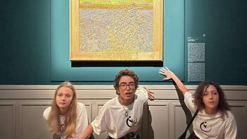 В Риме экоактивисты испортили картину Ван Гога «Сеятель»