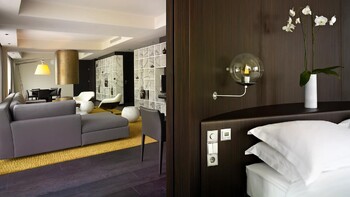 Hyatt временно передаст управление двумя отелями в Екатеринбурге российской компании Hyatt временно передаст управление двумя отелями в Екатеринбурге российской компании