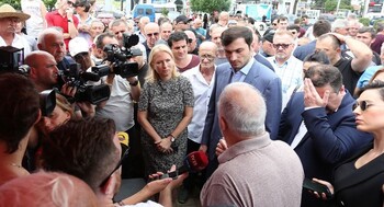 Отельеры Кобулети потребовали компенсации из-за отмены туров из России Отельеры Кобулети потребовали компенсации из-за отмены туров из России