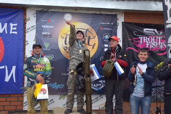 Рыболовы из Екатеринбурга заняли первое и второе места на Ural Trout Cup
