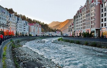 Azur Air откроет чартерную программу в Сочи из пяти городов