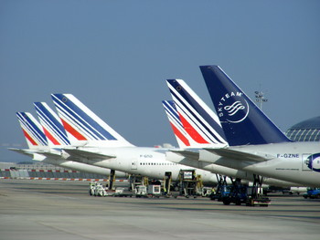 Сотрудники Air France объявили о возможной забастовке с 23 июня Сотрудники Air France объявили о возможной забастовке с 23 июня