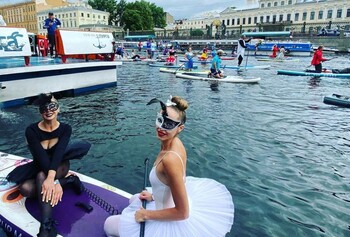 Фестиваль «Фонтанка SUP» собрал участников из 10 стран Фестиваль «Фонтанка SUP» собрал участников из 10 стран