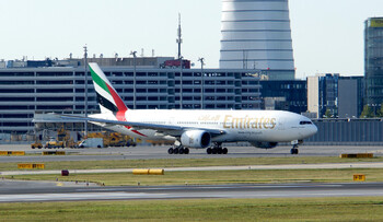 Emirates предложит пасхальное меню на рейсах из Дубая в Москву и Петербург