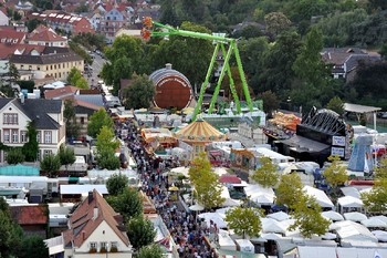 Wurstmarkt: крупнейший винный фестиваль пройдет в Бад-Дюргхайме Wurstmarkt: крупнейший винный фестиваль пройдет в Бад-Дюргхайме
