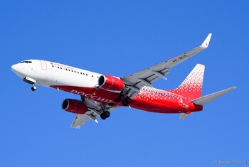 Самолёт «России» вернулся во Внуково после отказа двигателя Самолёт «России» вернулся во Внуково после отказа двигателя